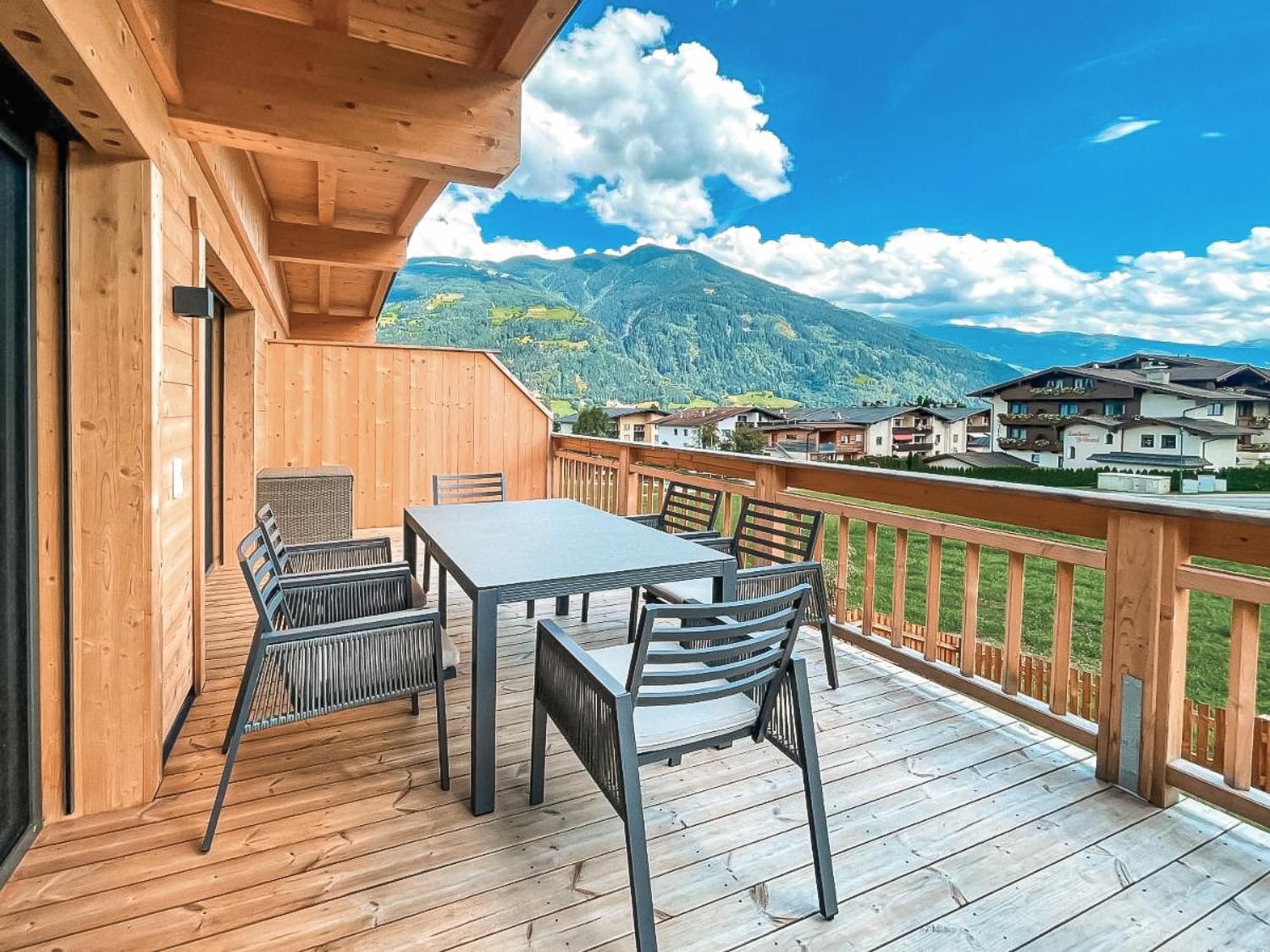 Zillerheart - Balcony Und Car Park By Alpenluxus Appartements Fügen Kültér fotó